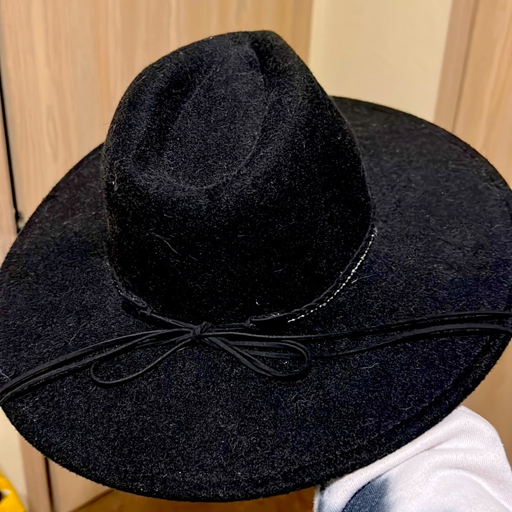 Black hat